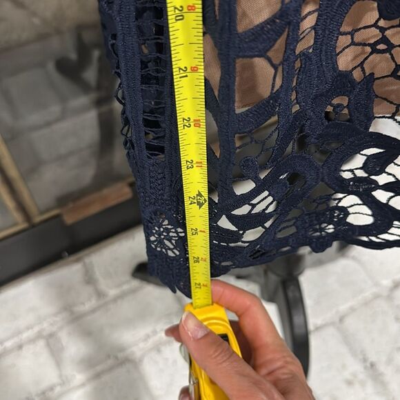 Bloomindale’s Aqua Women Dress Navy Blue Crochet Short Sleeve Large Crew Neck - Picture 7 of 11